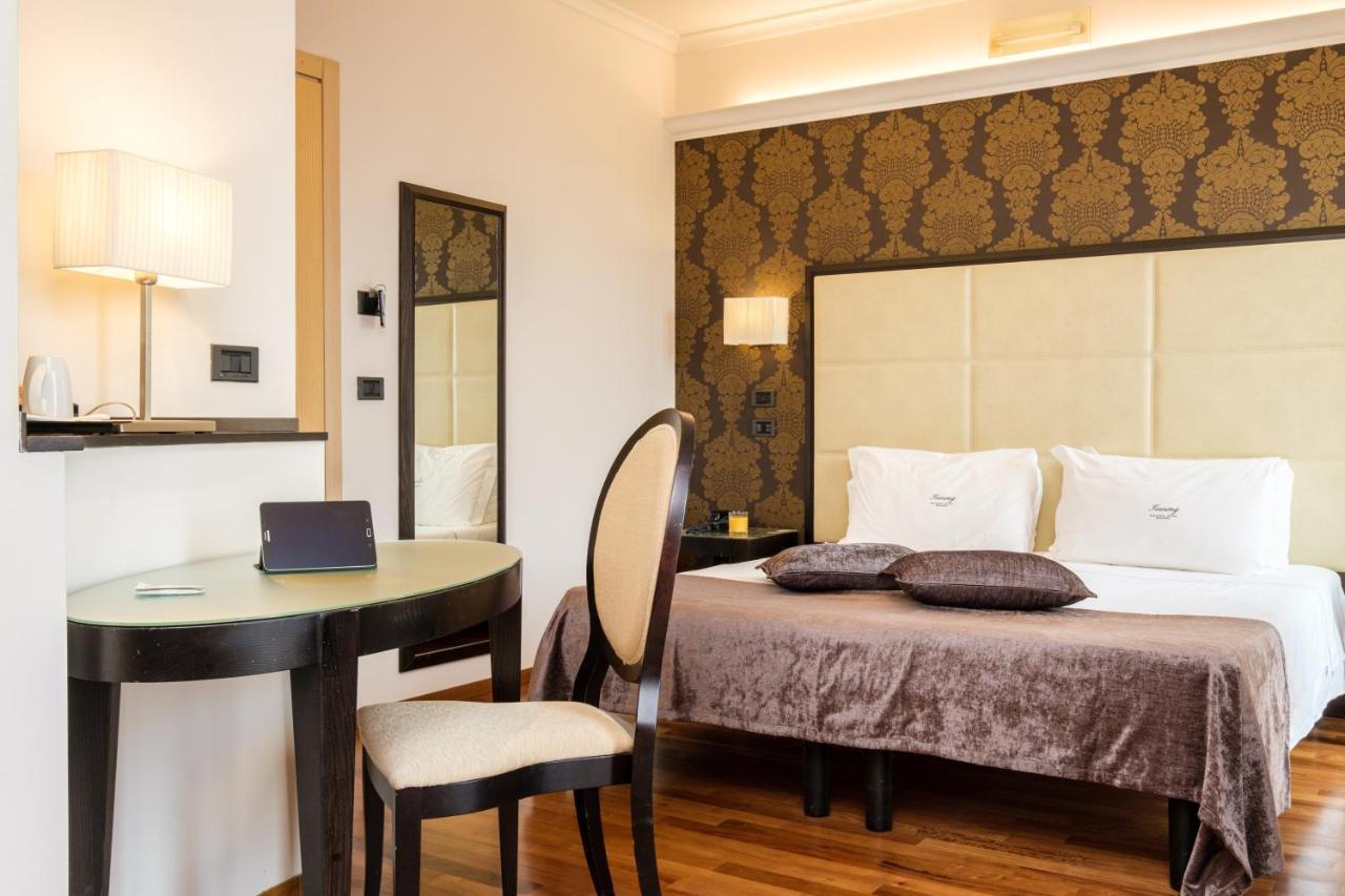 Hotel Touring Bologna Luaran gambar