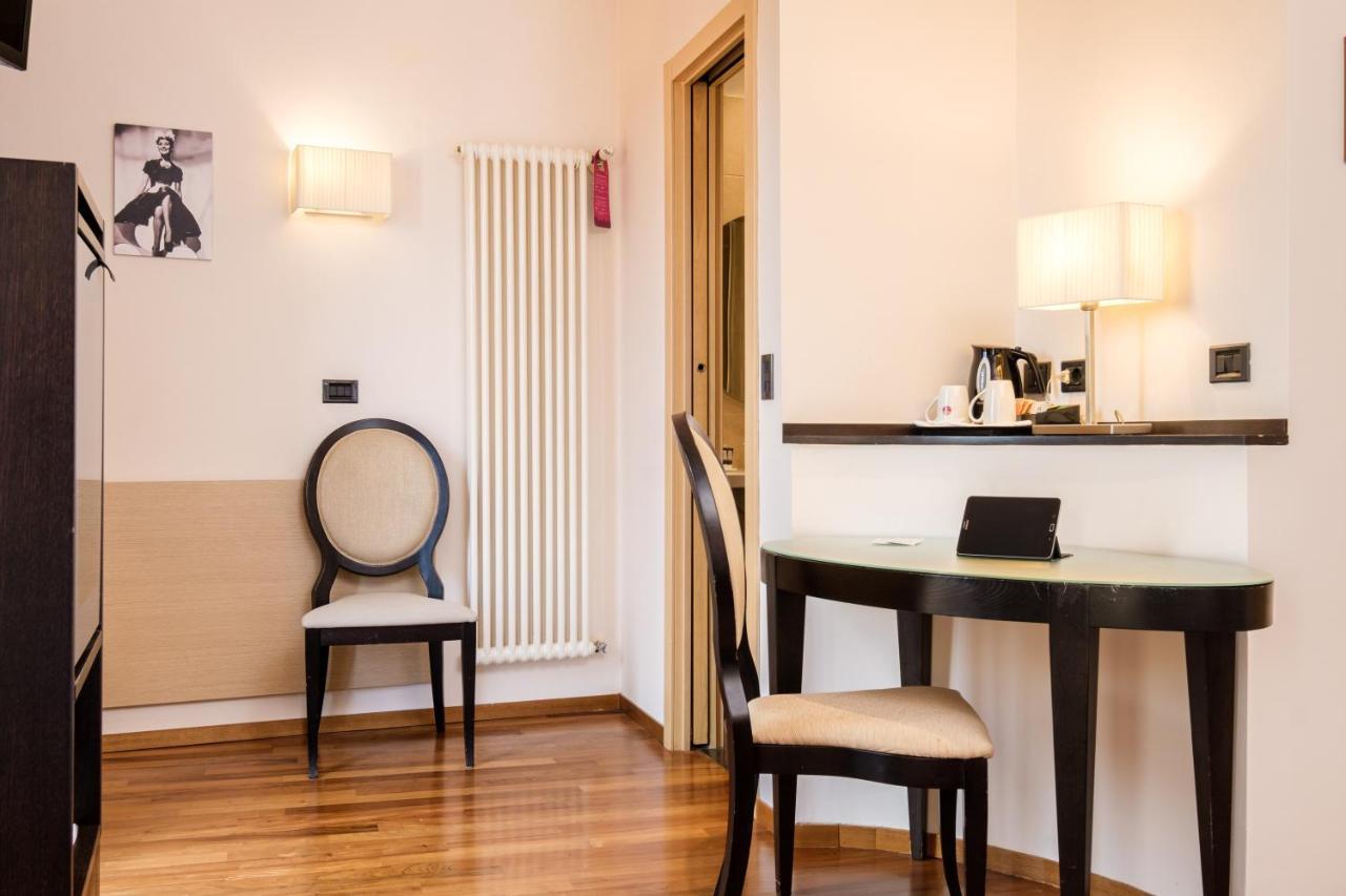 Hotel Touring Bologna Luaran gambar