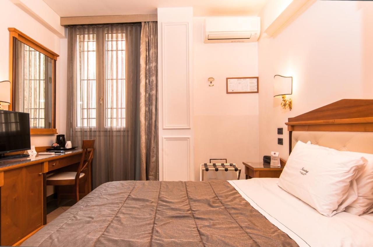 Hotel Touring Bologna Luaran gambar