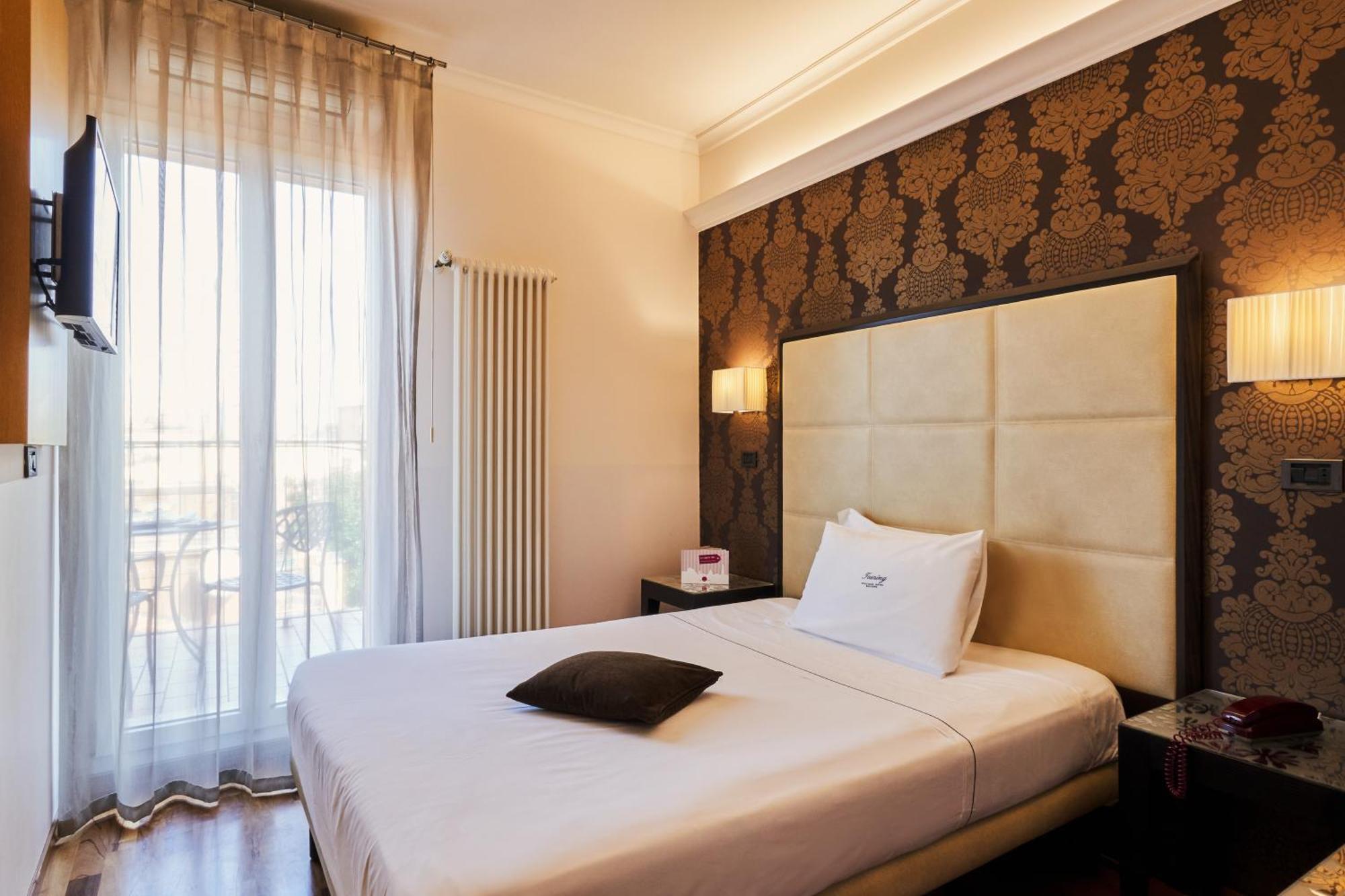 Hotel Touring Bologna Luaran gambar