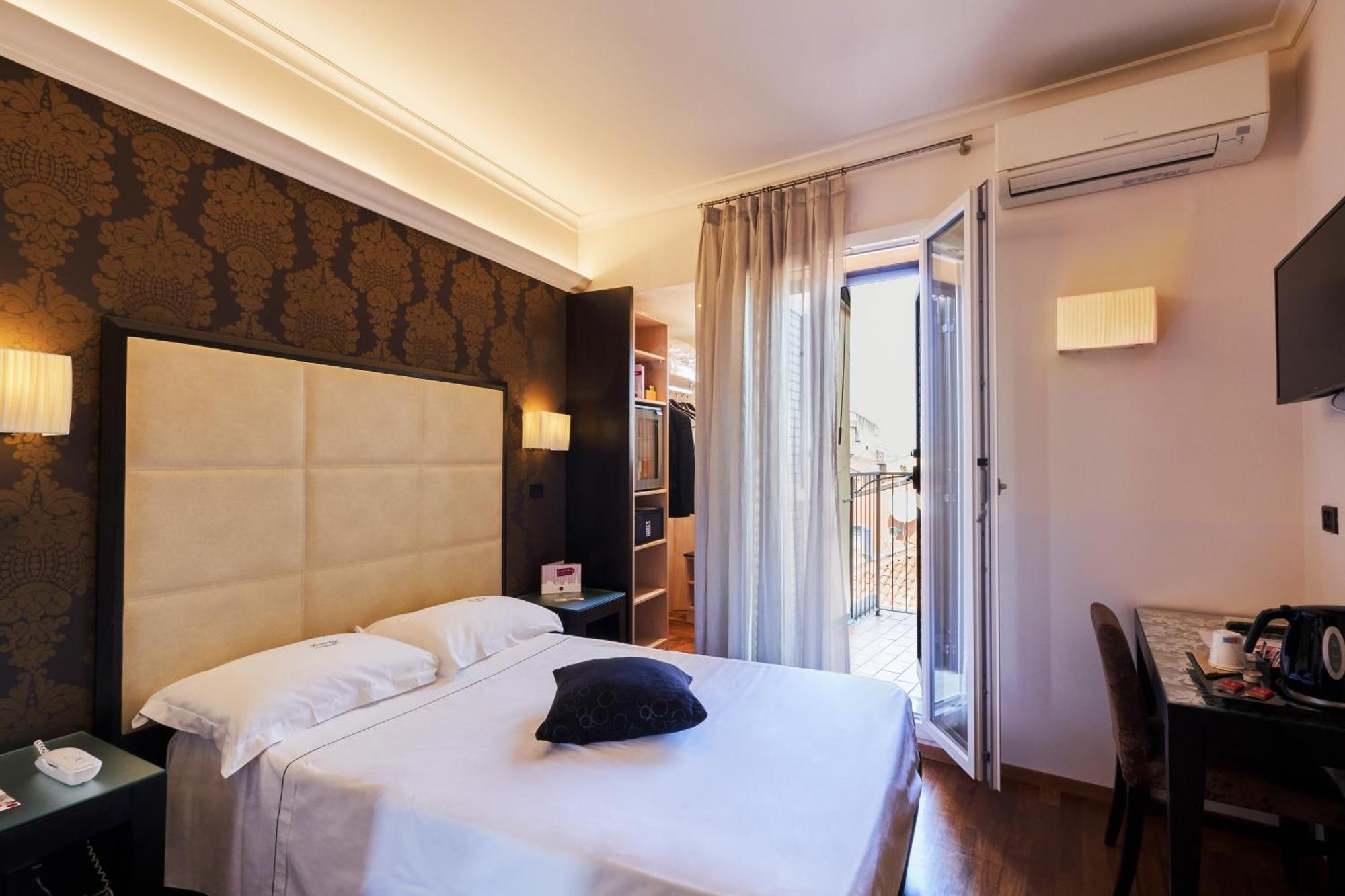 Hotel Touring Bologna Luaran gambar