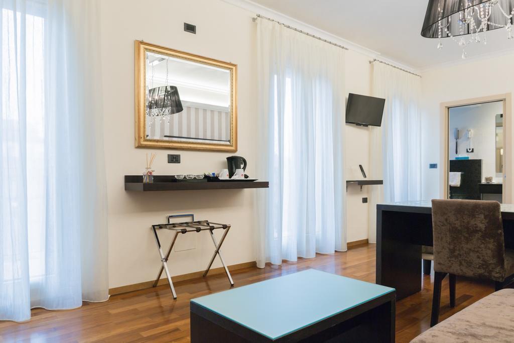 Hotel Touring Bologna Luaran gambar